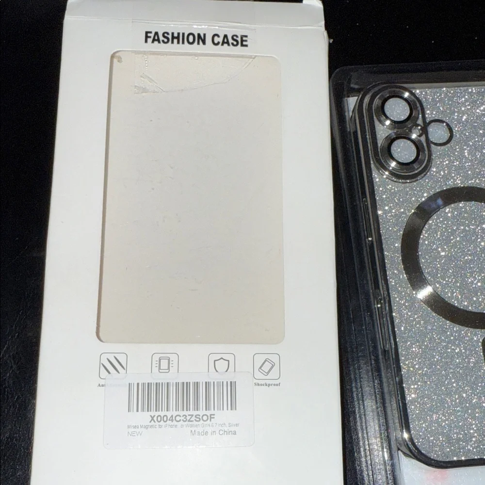 Sparkling Silver Phone Case for iPhone 16
